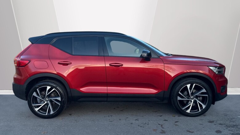Volvo Xc40 2.0 B4P R DESIGN Pro 5dr Auto Petrol Estate